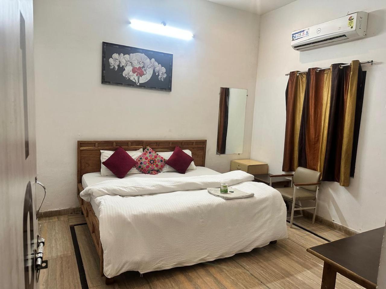 Hotel Zoola Palace Pushkar Extérieur photo