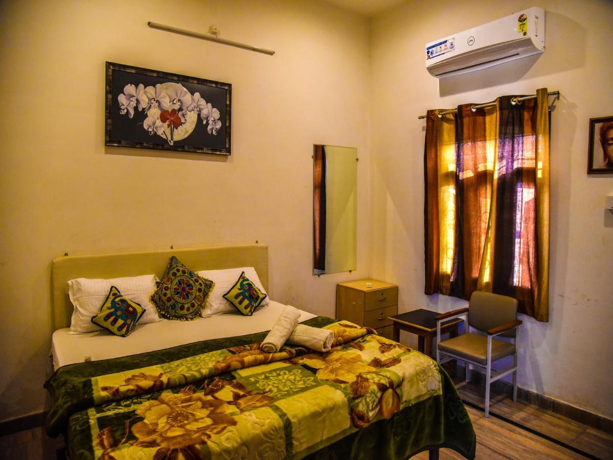 Hotel Zoola Palace Pushkar Extérieur photo
